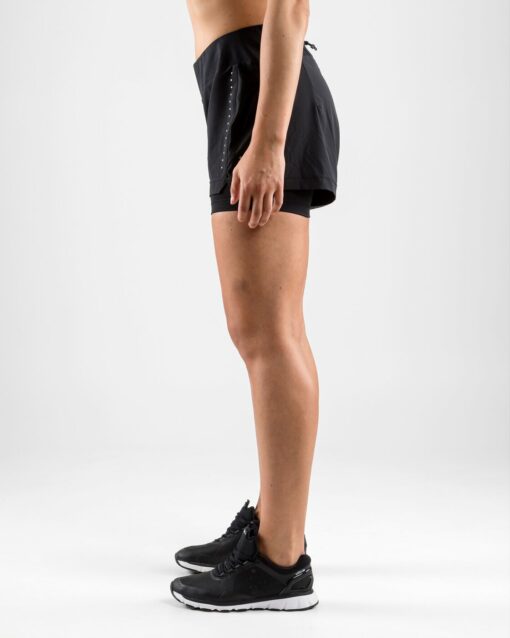 ESSENTIAL 2-IN-1 SHORTS W BLACK – Bild 3