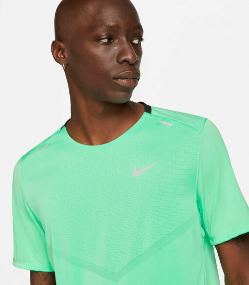 M NK DF RISE 365 SS GREEN GLOW/REFLECTIVE SILV – Bild 3