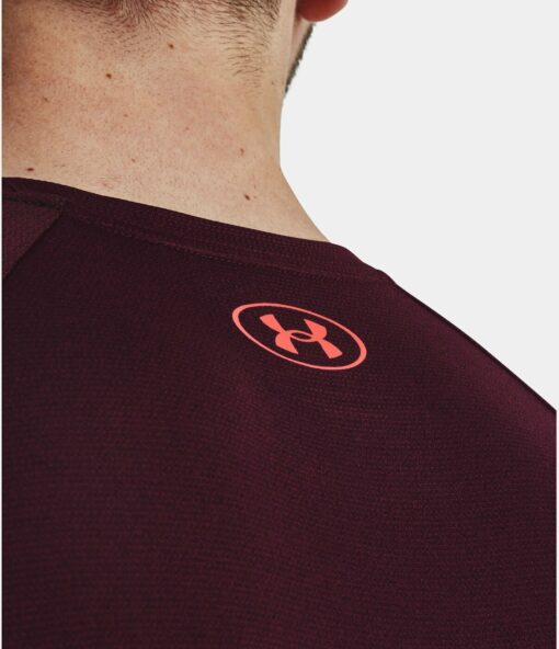 UA TECH 2.0 SS TEE NOVELTY DARK MAROON – Bild 7