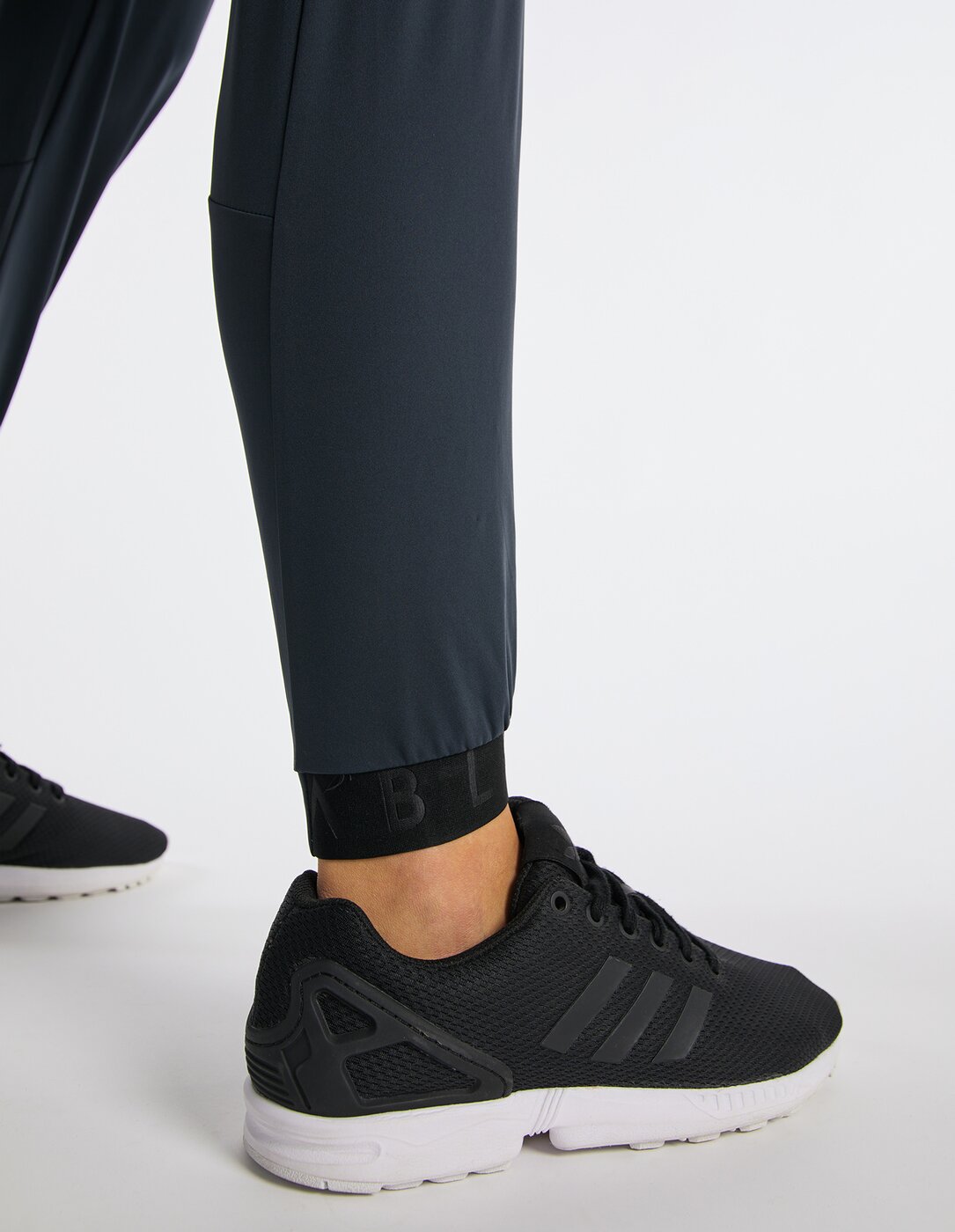 VB_Buckle DTL Hose 7/8 GRAPHIT – Bild 6