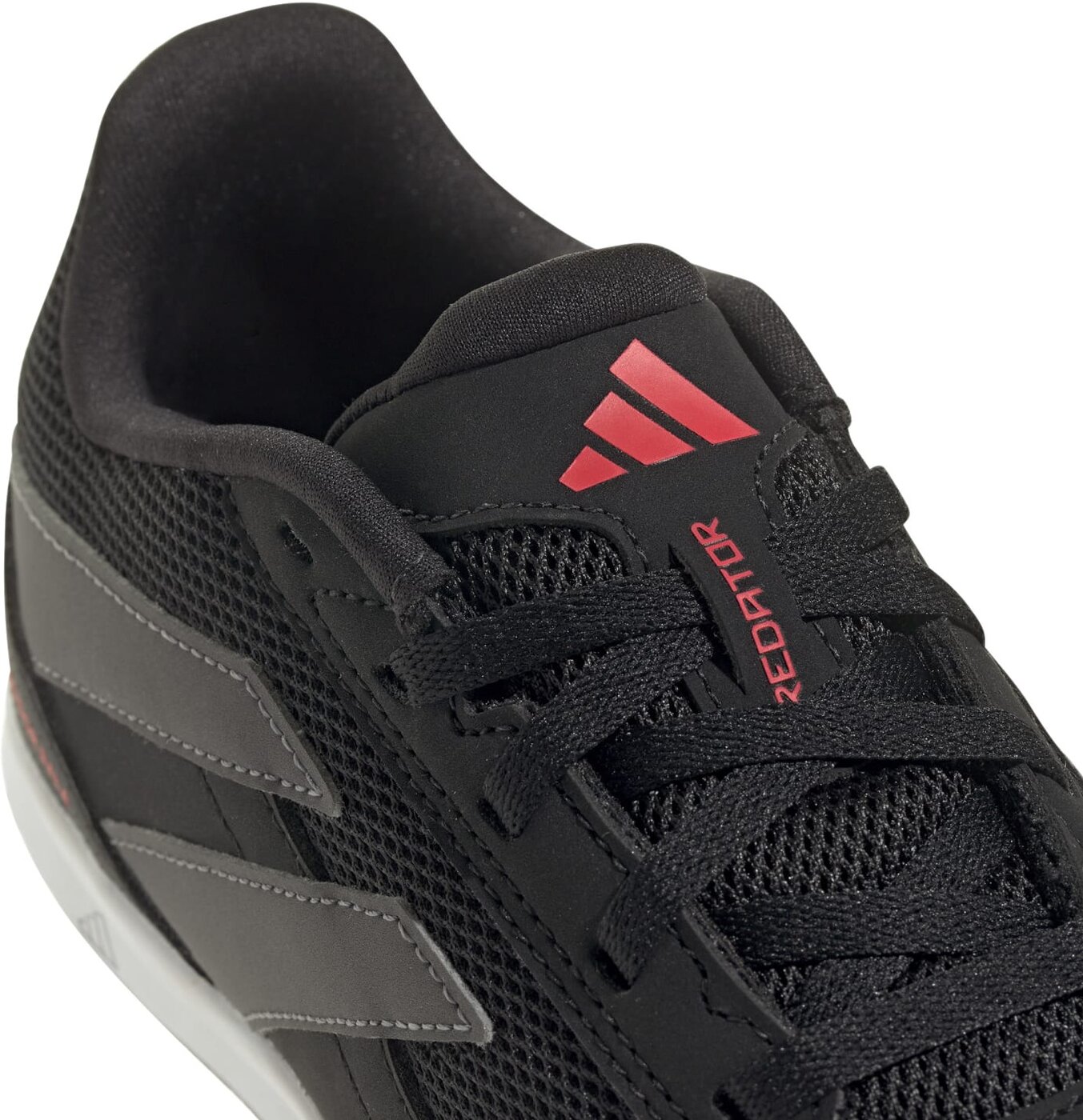 ADIDAS - PREDATOR CLUB IN SALA J CBLACK/GREFOU/LUCRED – Bild 8