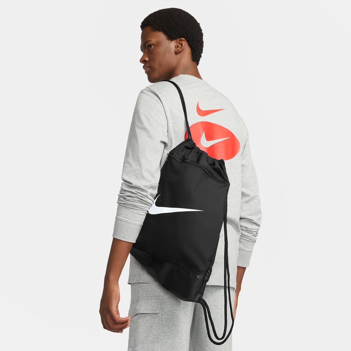 NIKE - NK BRSLA DRAWSTRNG - 9.5 (18L) BLACK/BLACK/WHITE – Bild 3