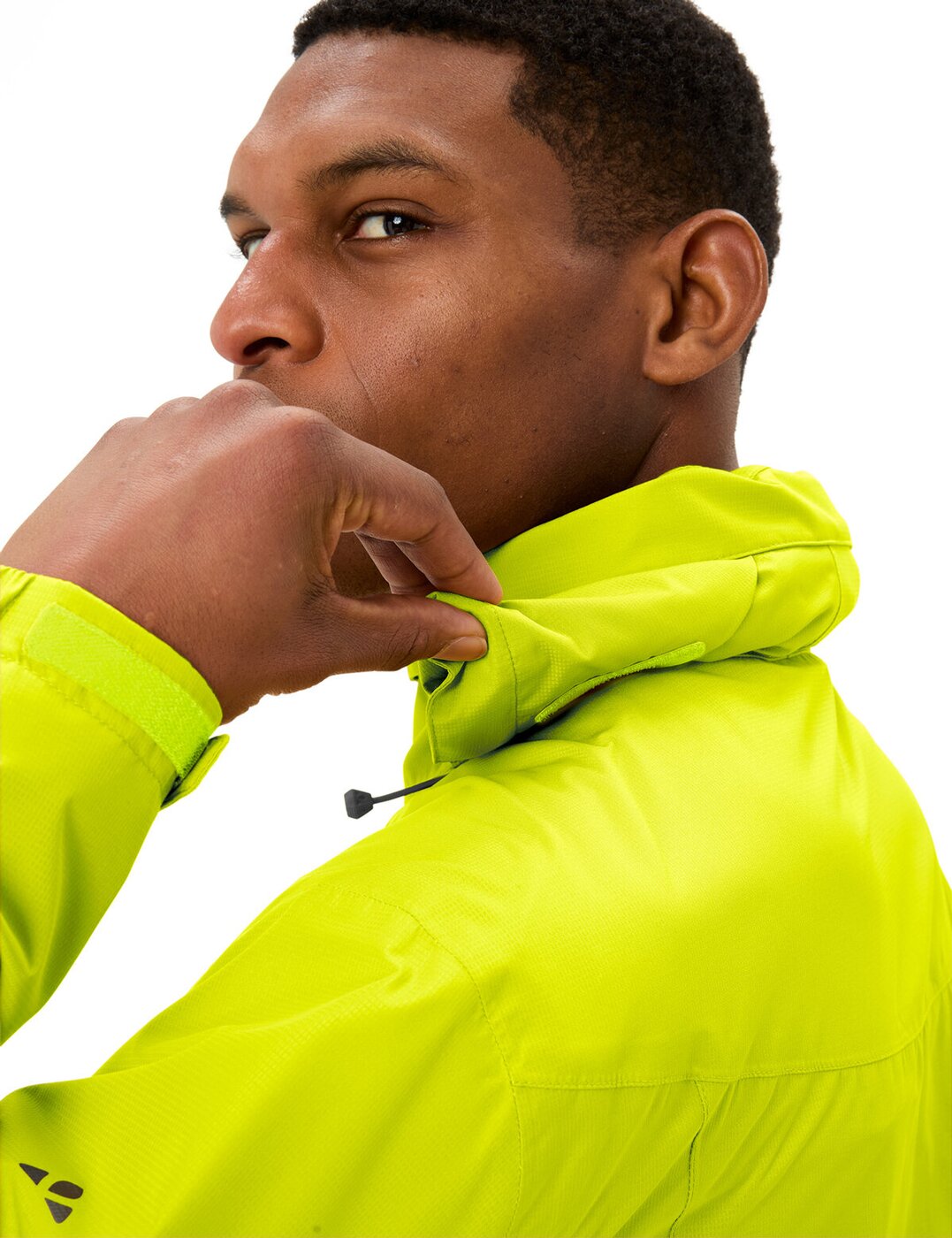VAUDE - Me Escape Bike Light Jacket BRIGHT GREEN – Bild 7